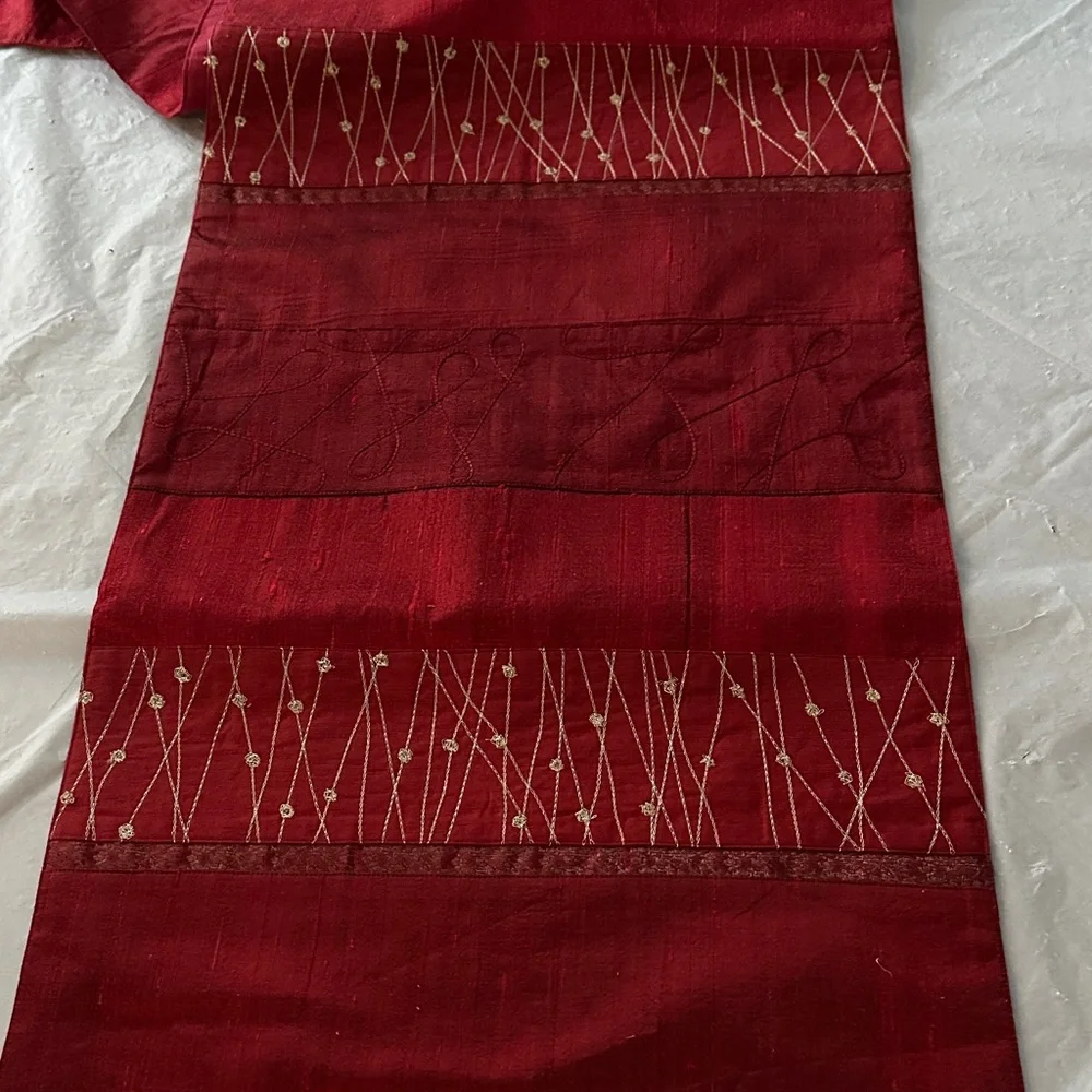 Crate and Barrel Elegant Holiday Table Runner